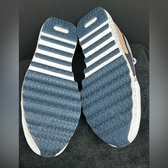 PUMA Calibrate Runner Spectra PROMO SAMPLE RARE Men’s Size 17 New In Box - Picture 8 of 10